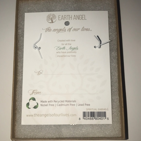 NEW IN BOX EARTH ANGEL ADJUSTABLE CHARM BRACELET - Picture 3 of 5